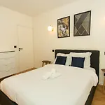 Madeleine St Lazare City Apartment